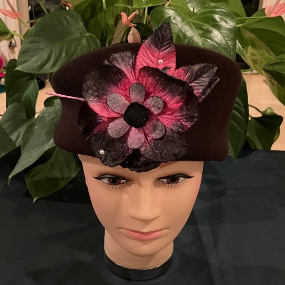 Brown Wool Beret with Pink black Floral Accent - Picture 1 of 5